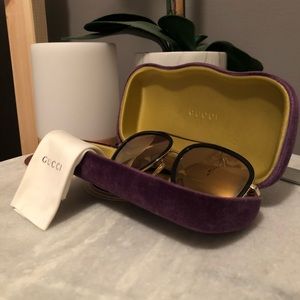 COPY - • Gucci Sunglasses •